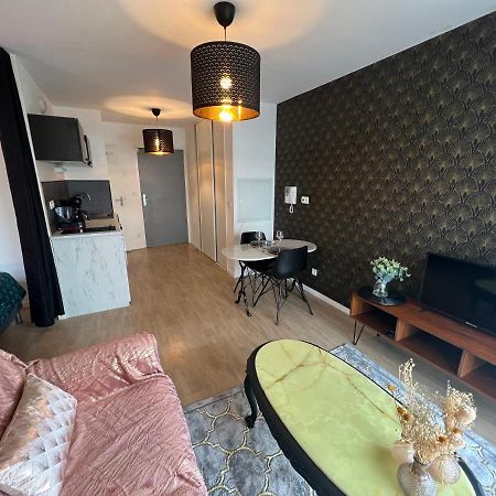 Le Trendy Apartman Cesson-Sévigné Kültér fotó